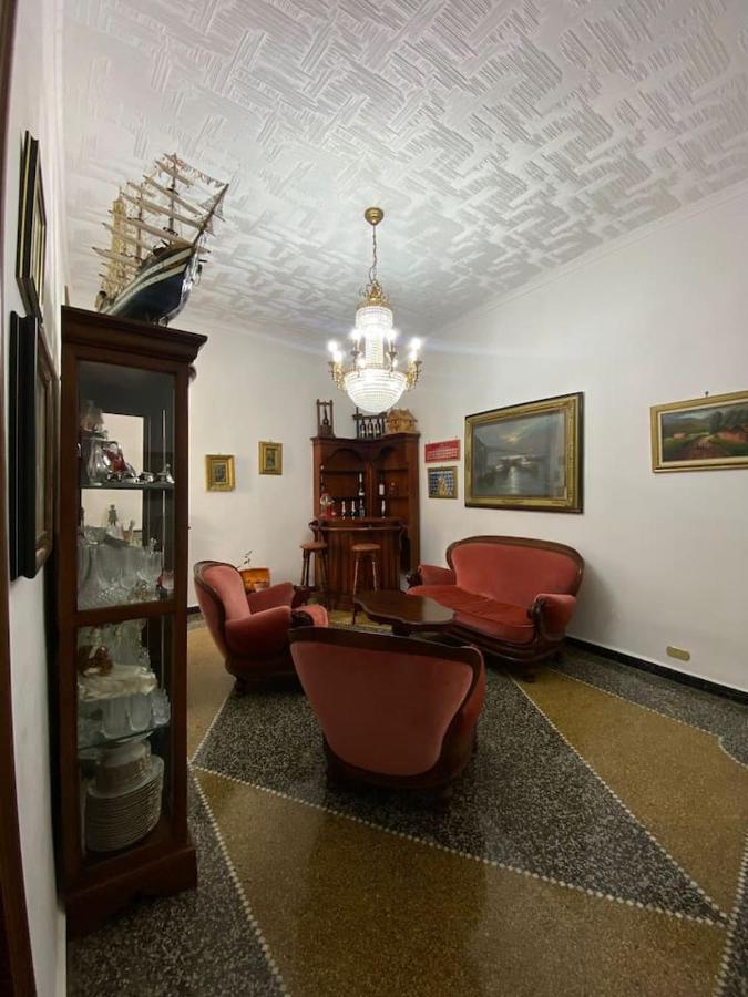 Apartament La Palma Di Rafe Genua Zewnętrze zdjęcie