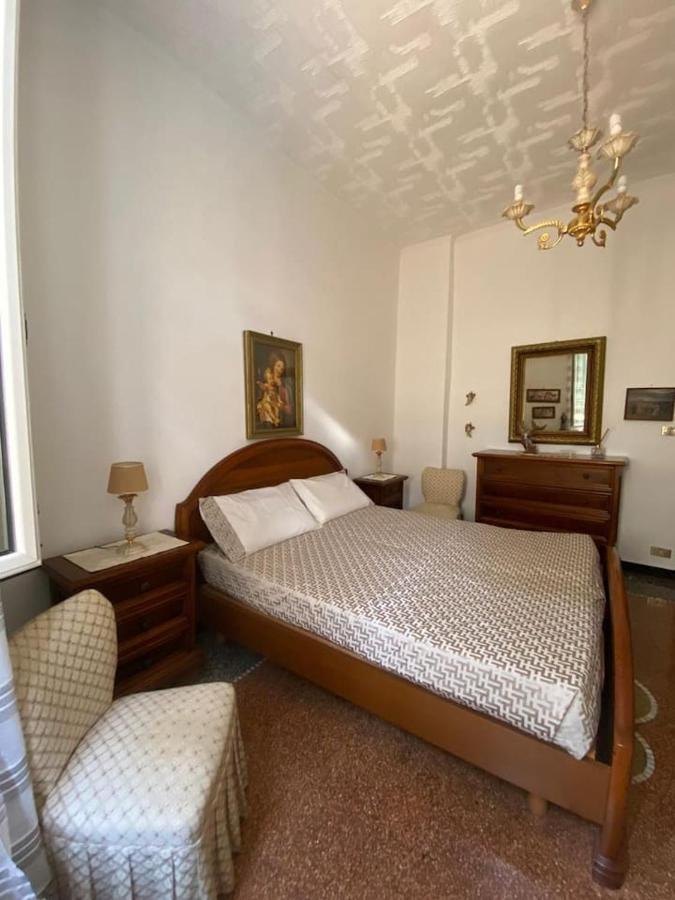 Apartament La Palma Di Rafe Genua Zewnętrze zdjęcie