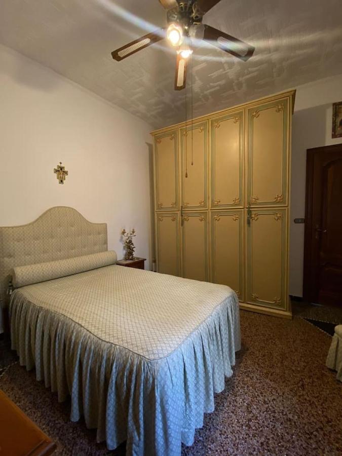 Apartament La Palma Di Rafe Genua Zewnętrze zdjęcie